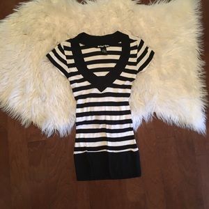 Planet Gold striped shirt sleeve top small